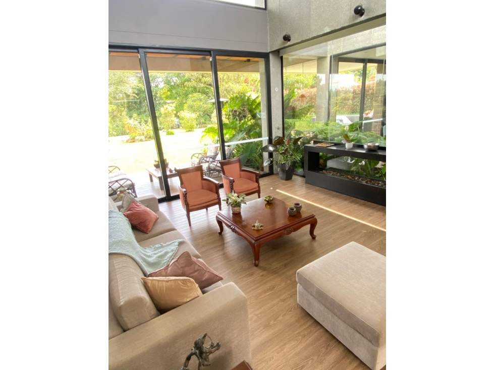 Casa en Venta Alto de Las Palmas, sector la acuarela