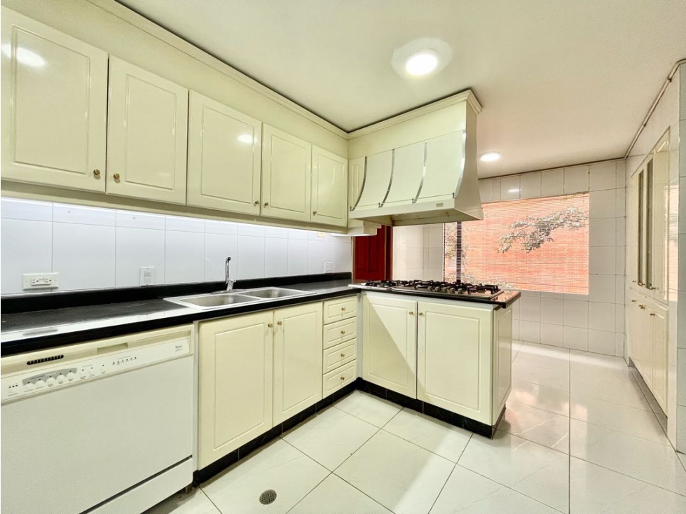 APARTAMENTO VENTA CHICO. BOGOTÁ — foto 6