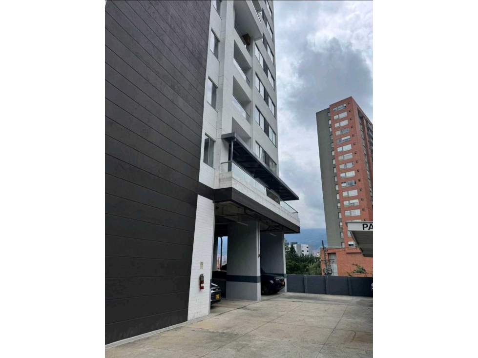Apartamento venta cuenca vista campestre con parqueadero y util — foto 3