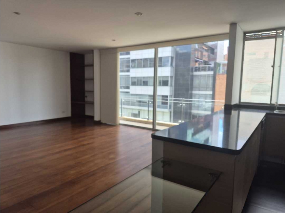 Apartamento Venta El nogal 5 piso Exterior — foto 3