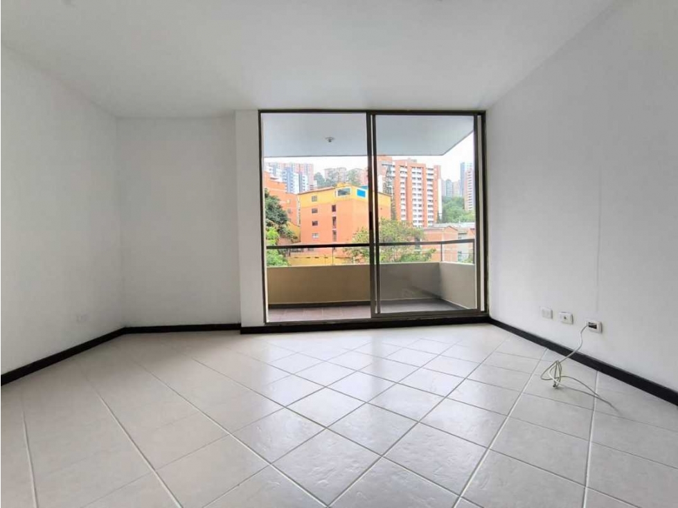 Apartamento venta envigado cerca clinica de la policia zona plana!