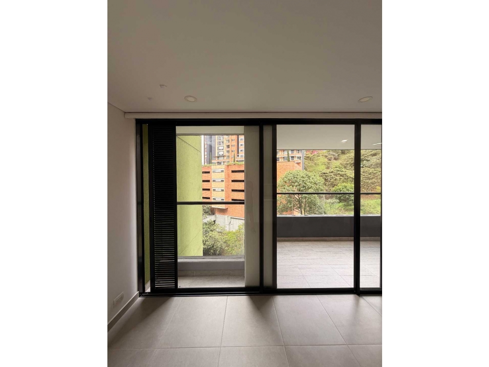 Apartamento venta envigado las brujas con parqueadero doble y util