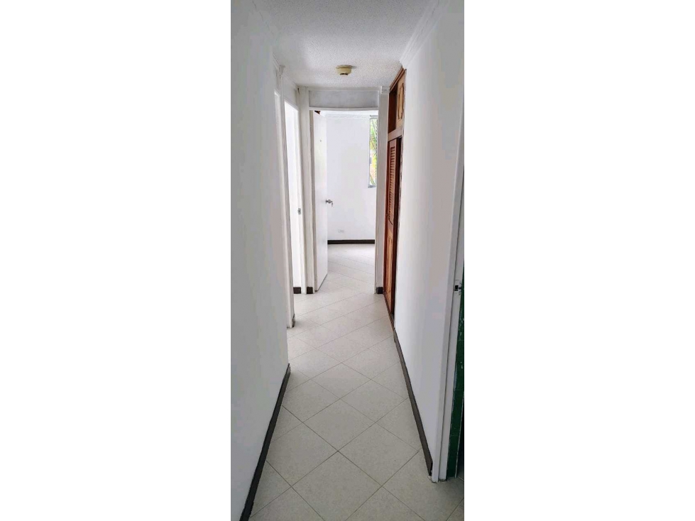 Apartamento venta envigado manuel uribe cometas 1er piso Parqueadero — foto 2