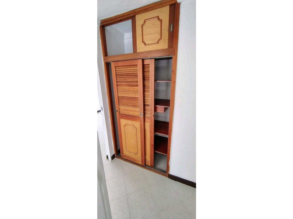 Apartamento venta envigado manuel uribe cometas 1er piso Parqueadero — foto 4