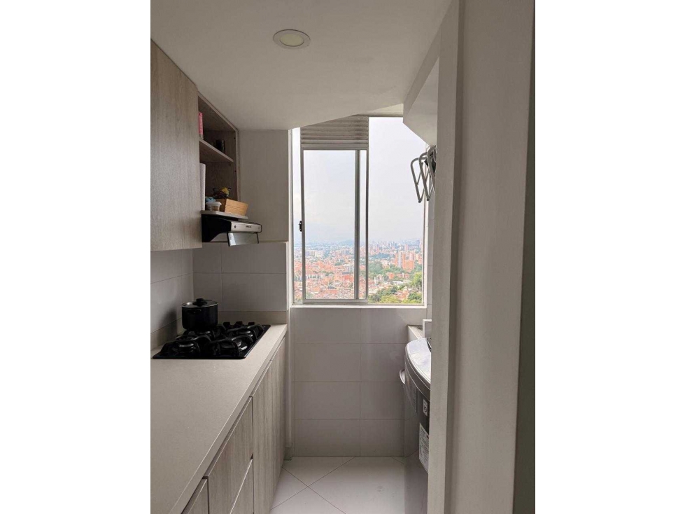 Apartamento venta envigado palmeras con parqueadero vista ciudad! — foto 3