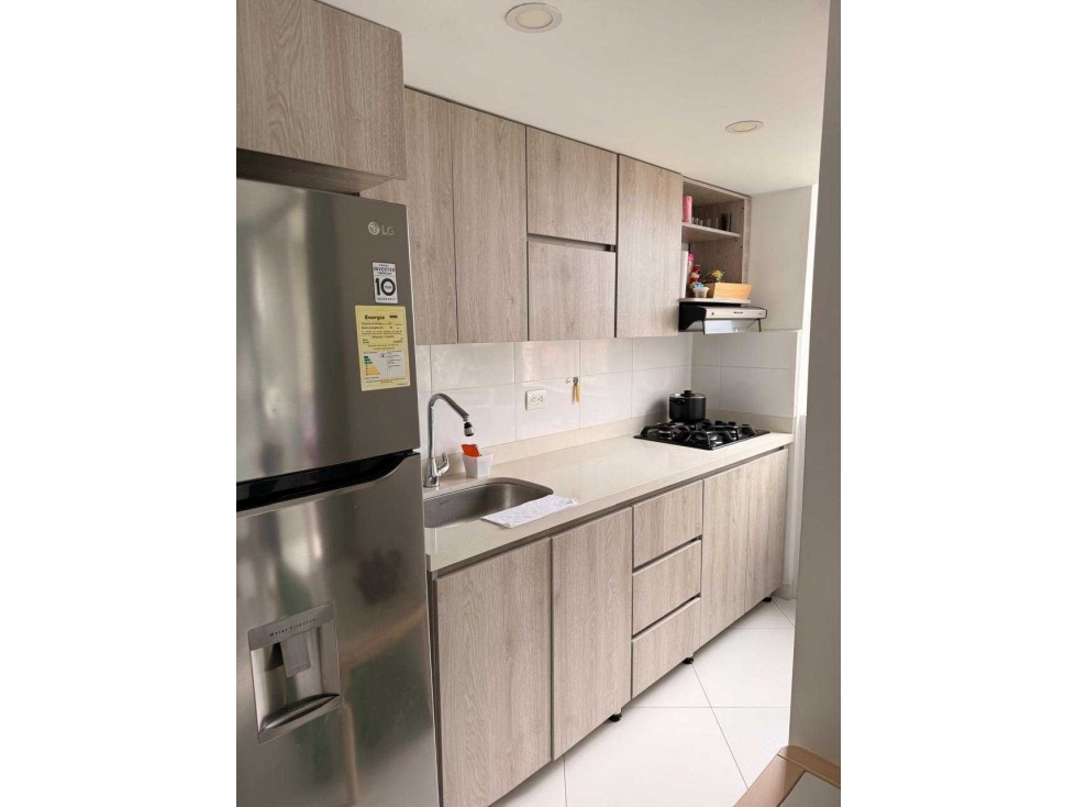 Apartamento venta envigado palmeras con parqueadero vista ciudad! — foto 4