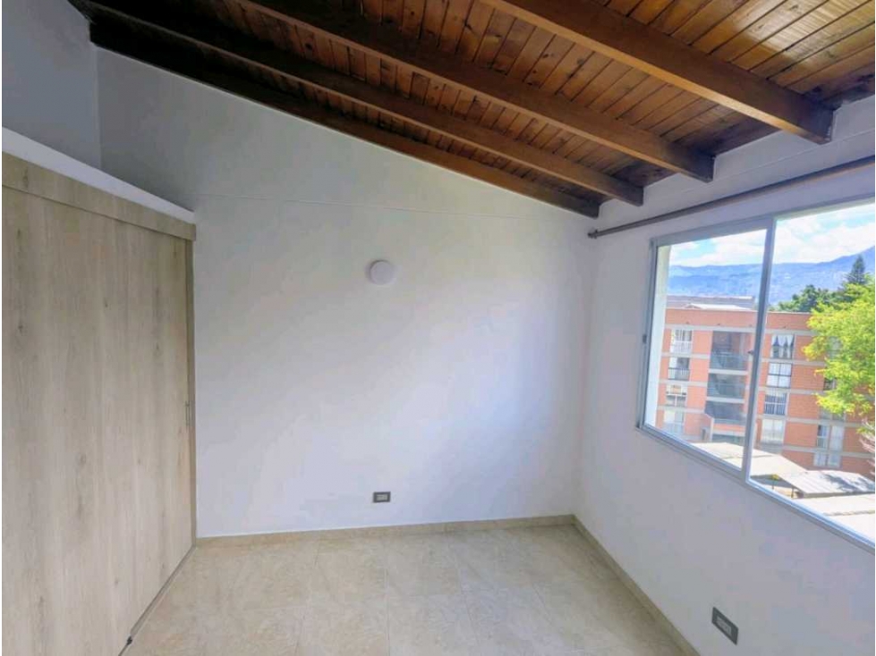 Apartamento venta guayabal cerca a todo zona plana 5to piso escalas — foto 3