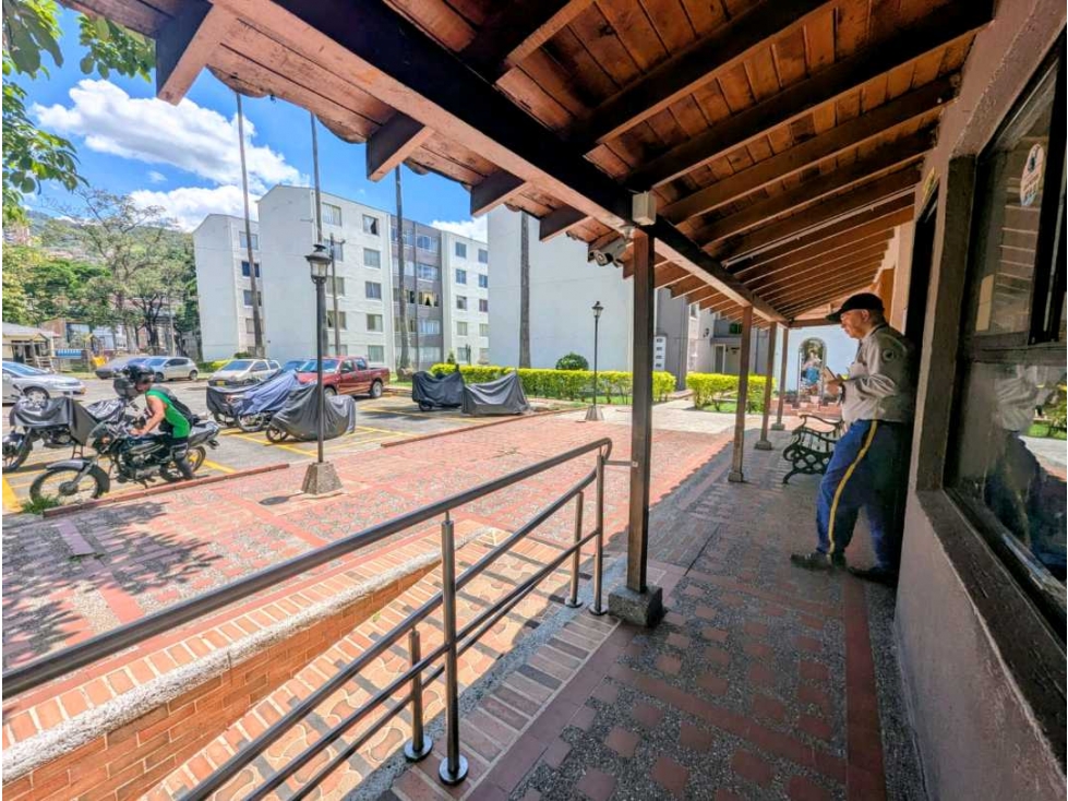 Apartamento venta guayabal cerca a todo zona plana 5to piso escalas — foto 6