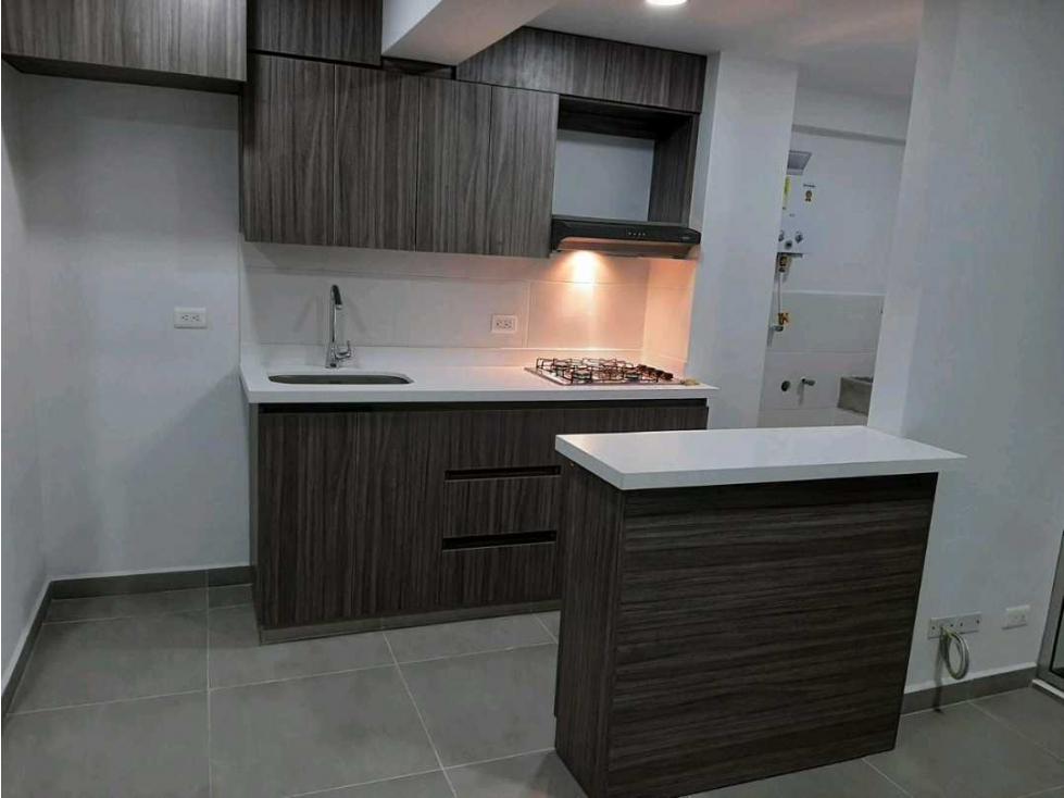 Apartamento venta Itagüí ditaires rentado! Piso alto con linda vista