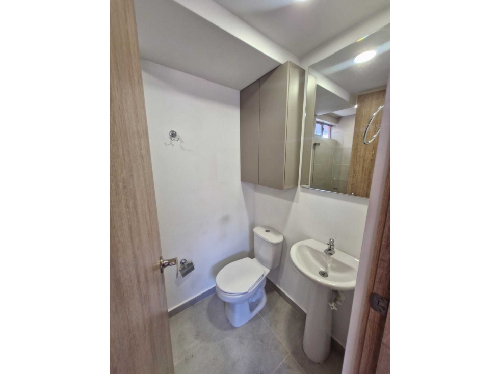 Apartamento venta itagui cerca al parque unidad Parqueadero y util — foto 3