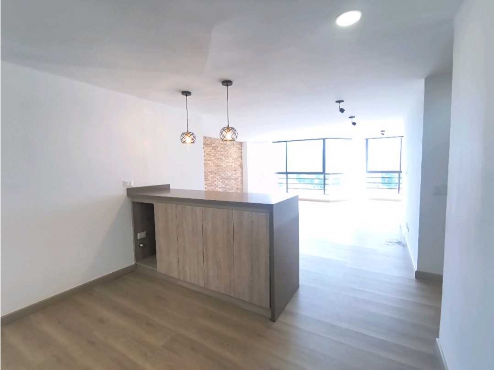 APARTAMENTO VENTA VISTA MONTAÑAS BARRIO LA CASTELLANA — foto 5