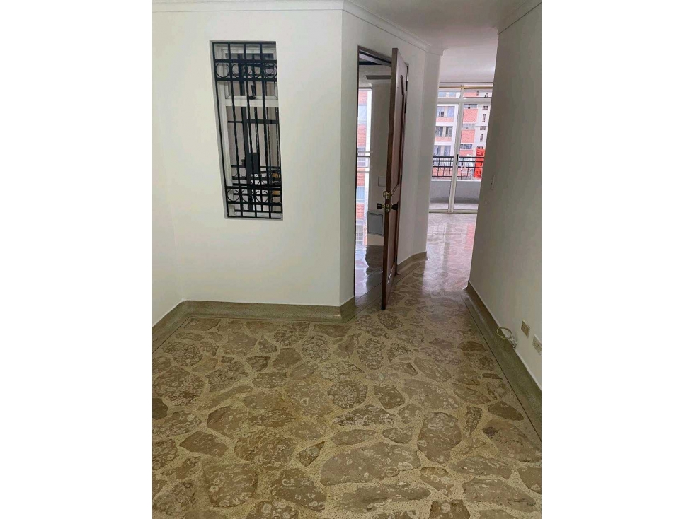 Apartamento venta laureles cerca a viva, y al 2do parque, parq y util