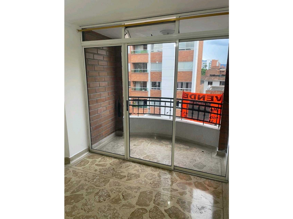 Apartamento venta laureles cerca a viva, y al 2do parque, parq y util — foto 2