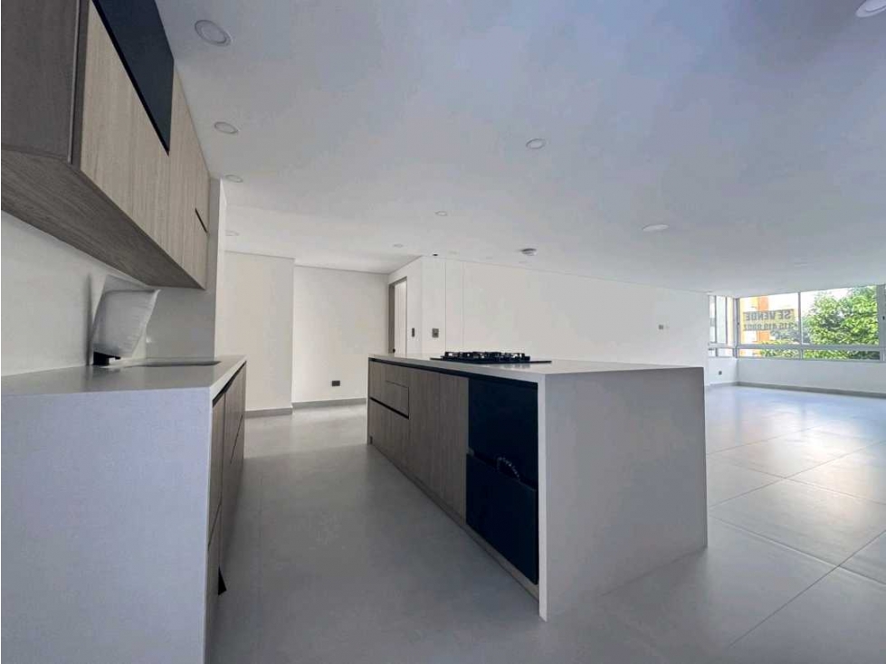 APARTAMENTO VENTA / LAURELES / REMODELADO — foto 4