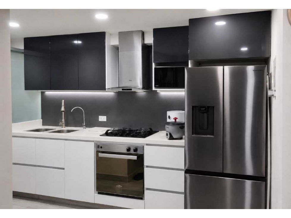 Apartamento venta loma del indio con parqueadero remodelado!