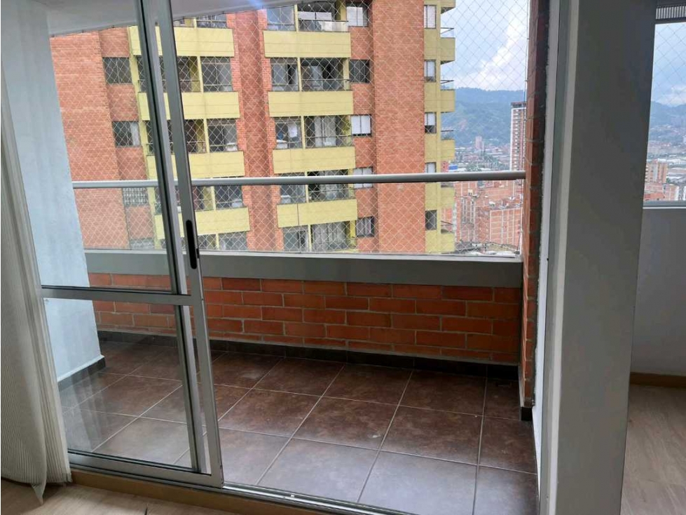 Apartamento venta sabaneta cerca al parque loma linda — foto 4