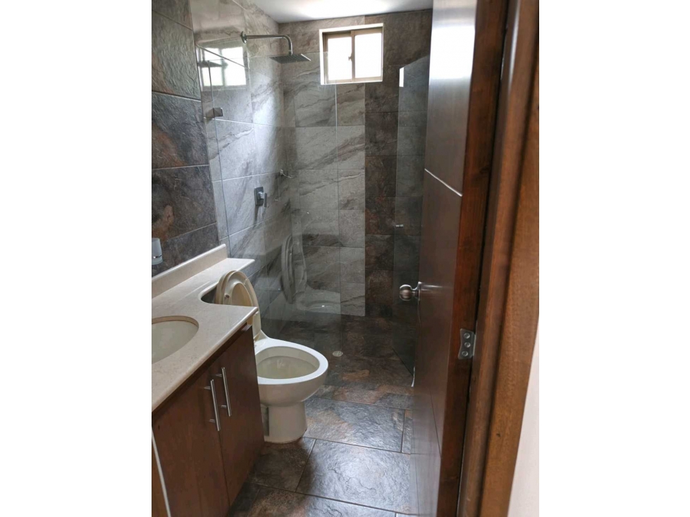 Apartamento venta sabaneta el carmelo la vaquita, parqueadero y util — foto 5