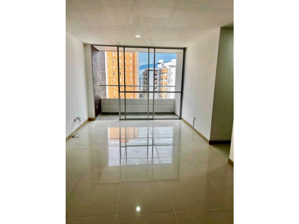 Apartamento venta sabaneta zona plana cerca estacion del metro y vista — foto 3