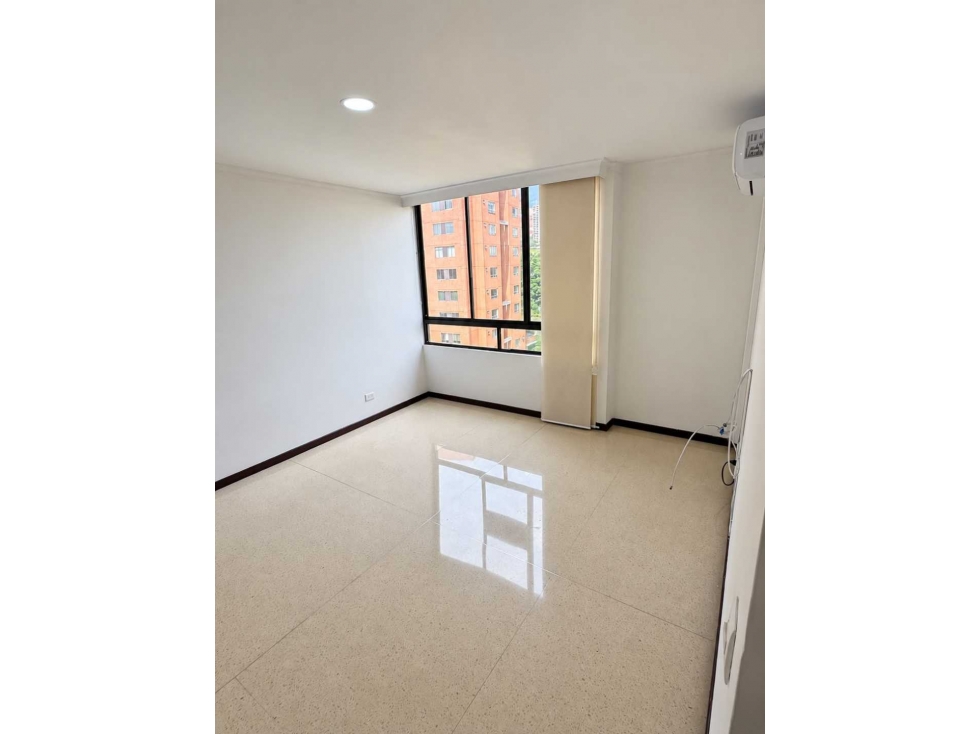 Apartamento venta santa maria de los angeles con 2 parqueaderos/util — foto 5