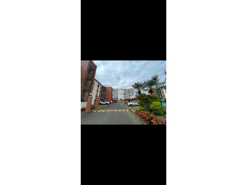 Apartamento y garaje en venta - Cali, Valle del cauca — foto 2