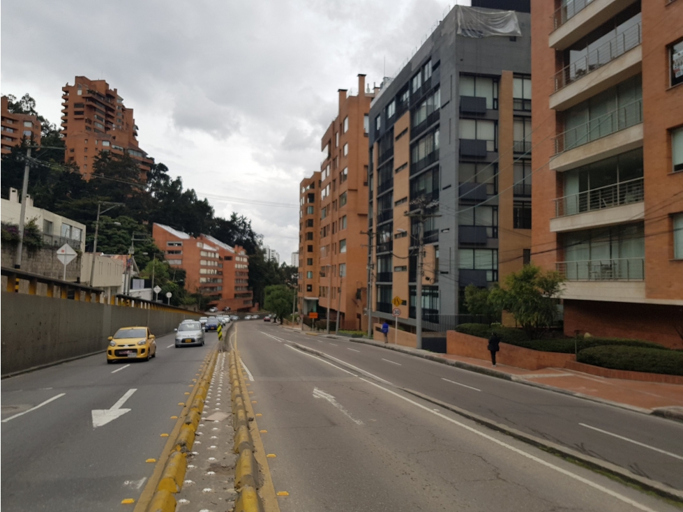 Apartamento y garajes en venta - Bogotá, Cundinamarca — foto 4