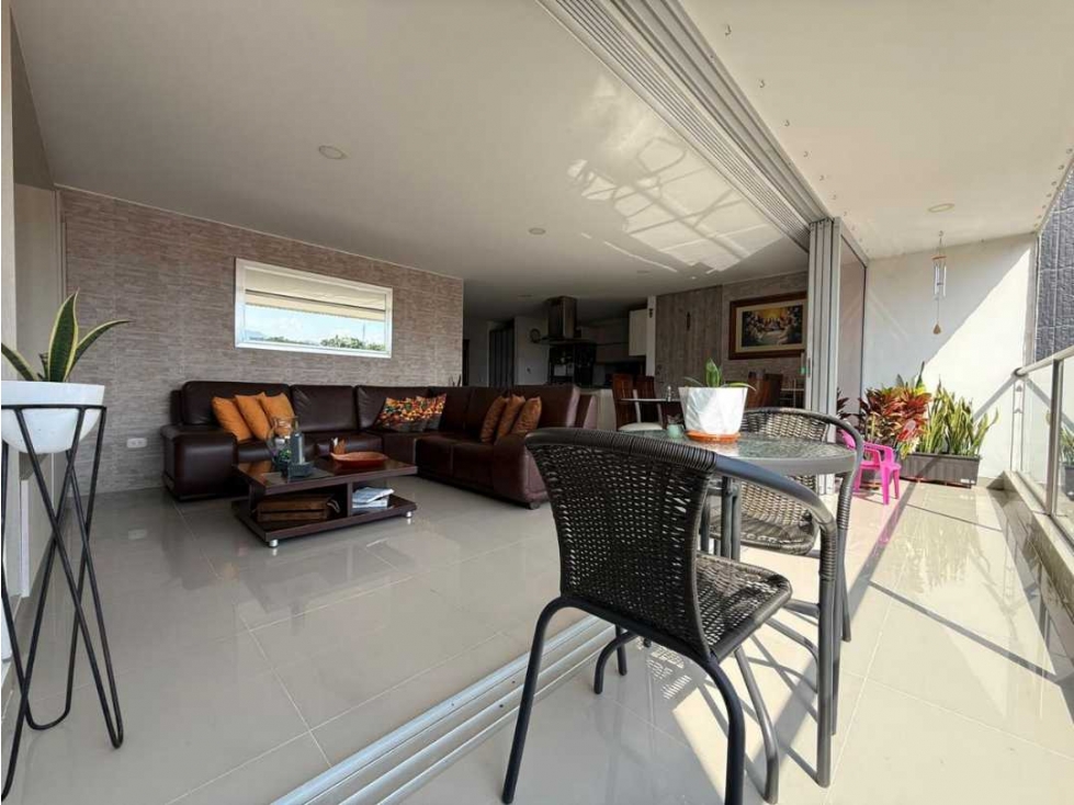 APARTAMENTO EN VENTA LOS COLORES (N)