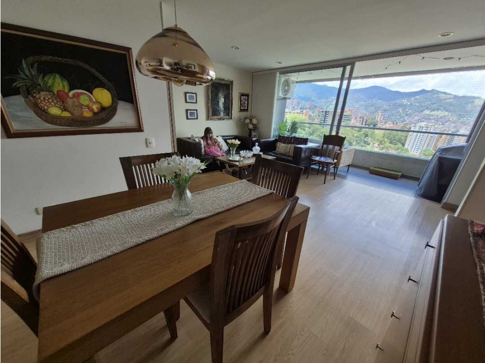 APARTAMENTO EN VENTA. LOS BENEDICTINOS. ENVIGADO