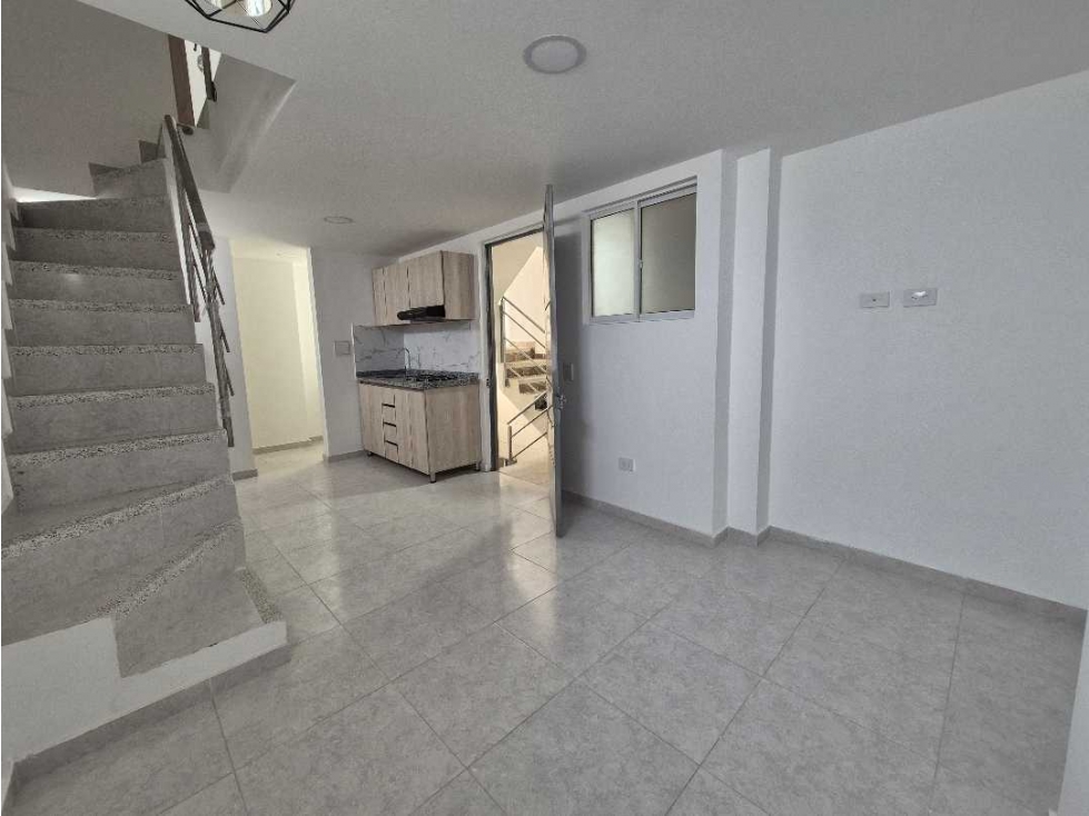 APARTAMENTO PRIMERO DE.MAYO P4 - 3