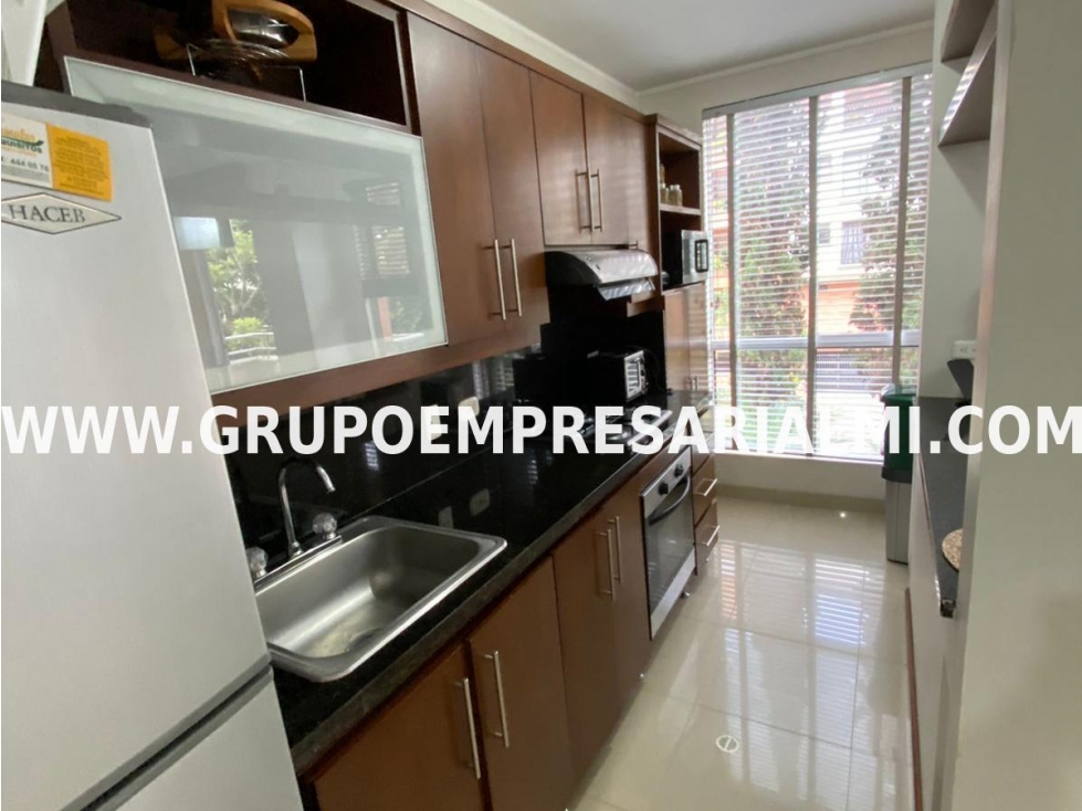 APARTAMENTOS AMOBLADOS EN ARRIENDO - SECTOR EL POBLADO COD: 1009