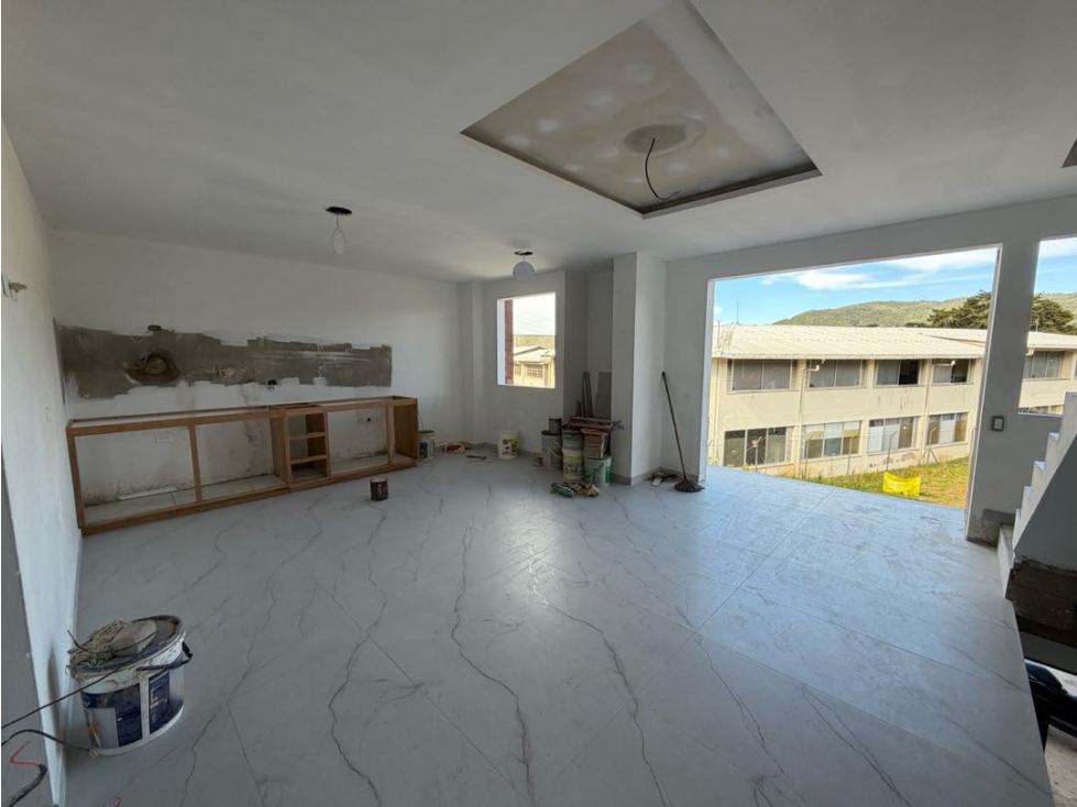 APARTAMENTOS DÚPLEX EN VENTA -EXCELENTE UBICACIÓN EN EL CARMEN VIBORAL