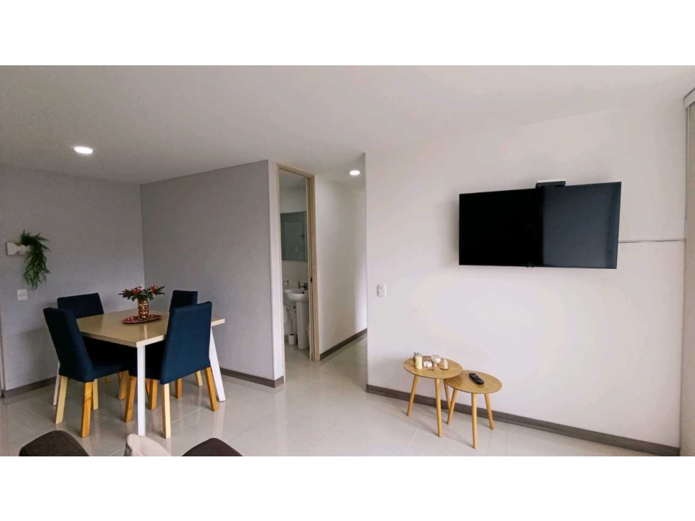 Apartamentos en arriendo en La Estrella, con vista, AMOBLADO — foto 3