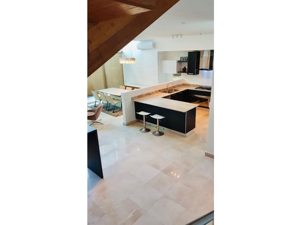 Apartamentos en Punta Pacífica | LOFT Remodelado en Pacific Village 2r