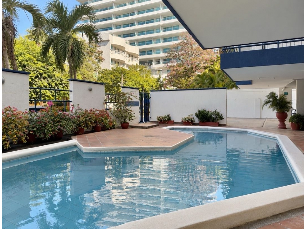 Apartamentos en venta a medio cuadra de la playa, Bello Horizonte. El