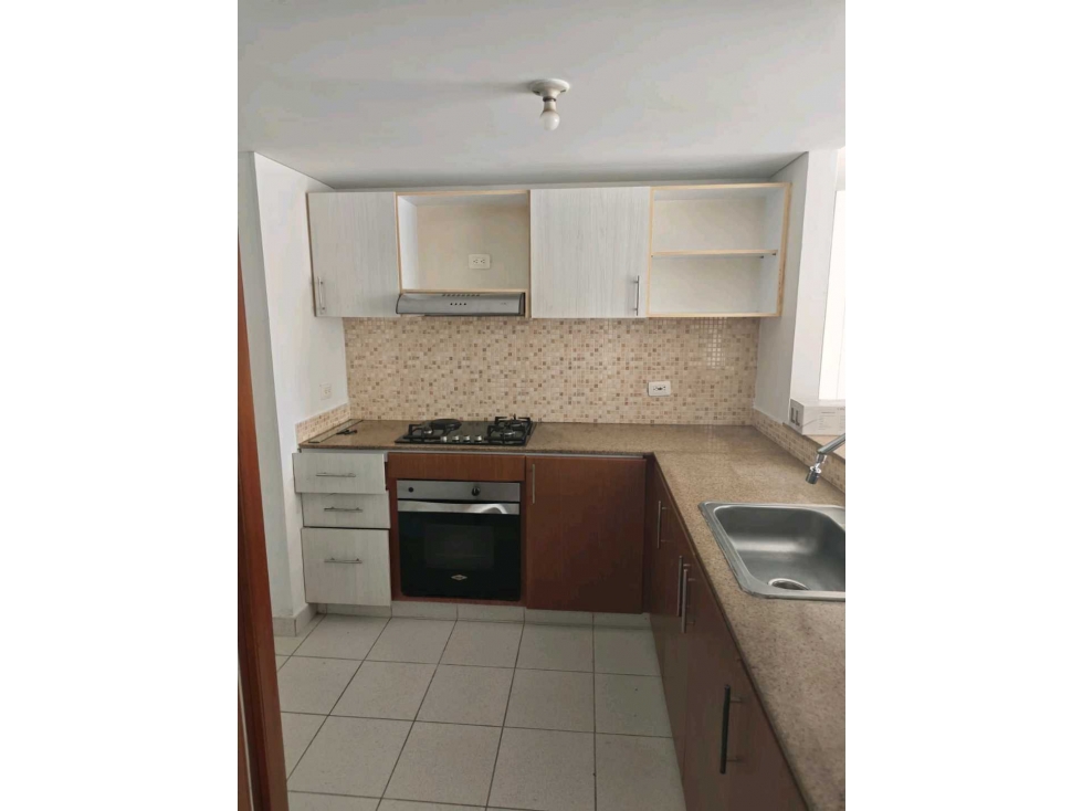 Apartanento en venta sur de cali barrio el caney 1er piso 95 m2 — foto 3
