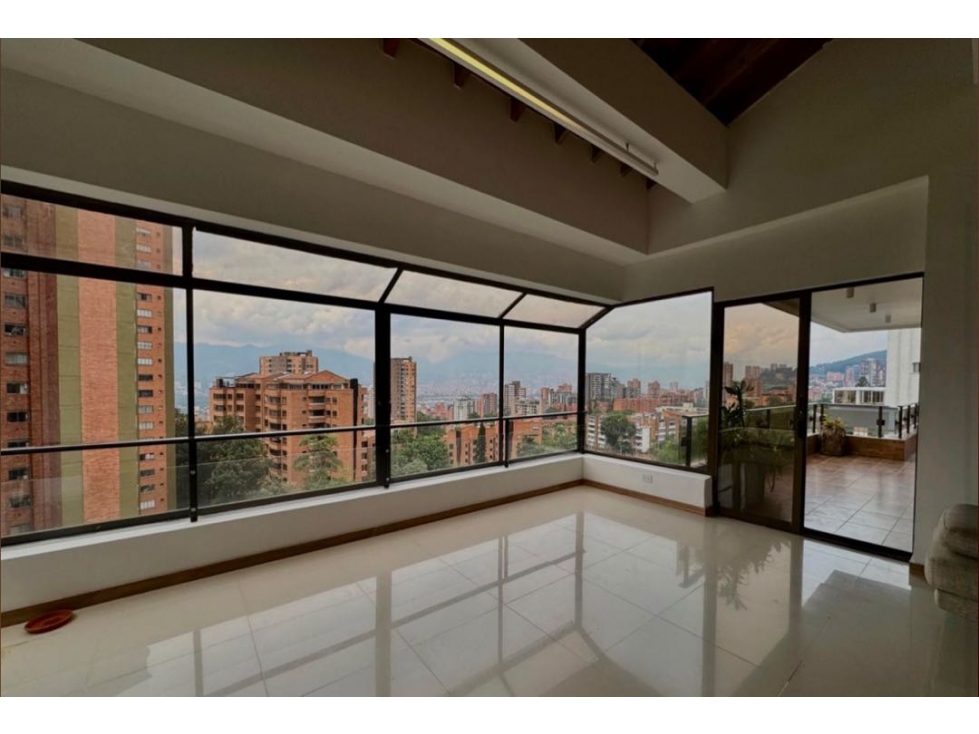Apartarmento en venta Poblado Medellin