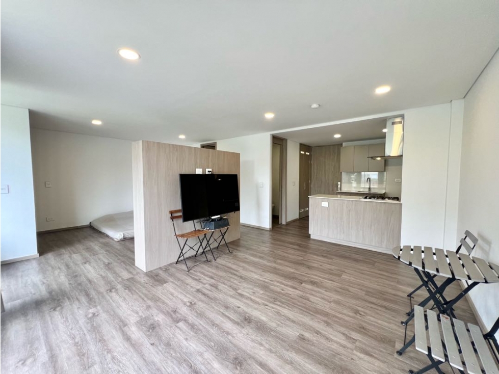 Apartasuit en venta Llanogrande / licencia hotelera Airbnb