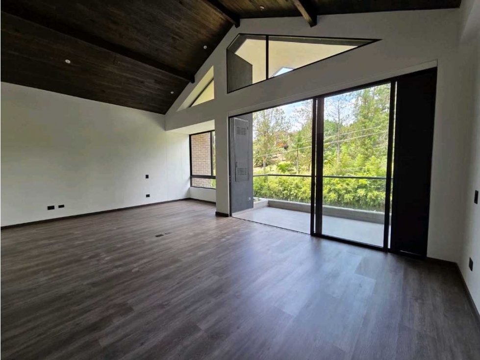 APARTASUITE EN EL RETIRO PARA ESTRENAR — foto 2