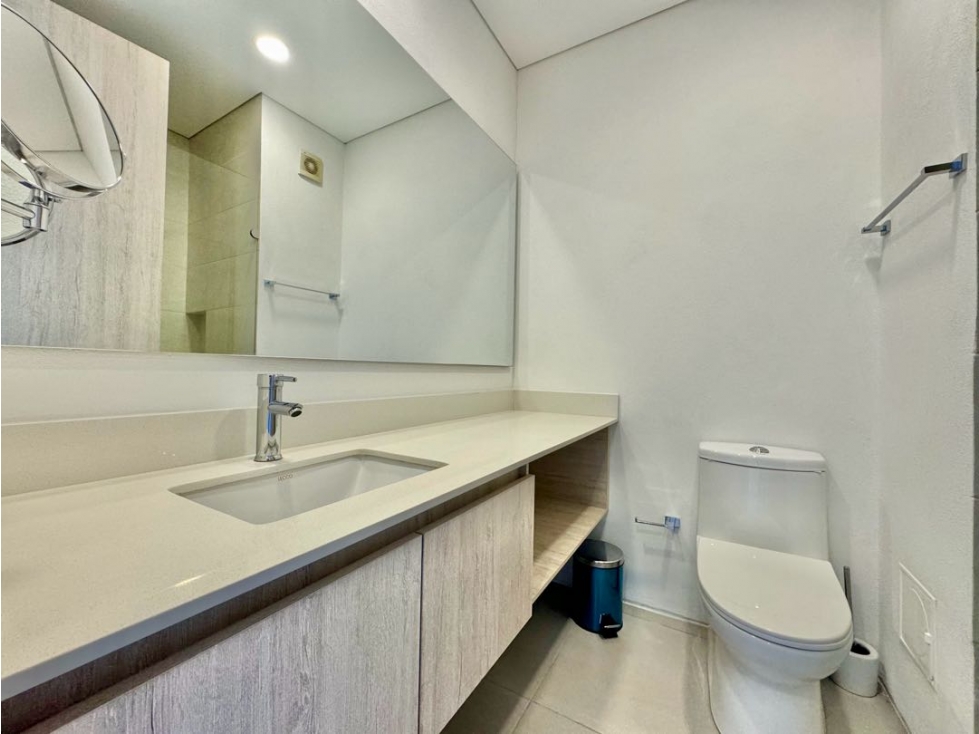 Apartasuitecon jacuzzi y permiso turistico — foto 3
