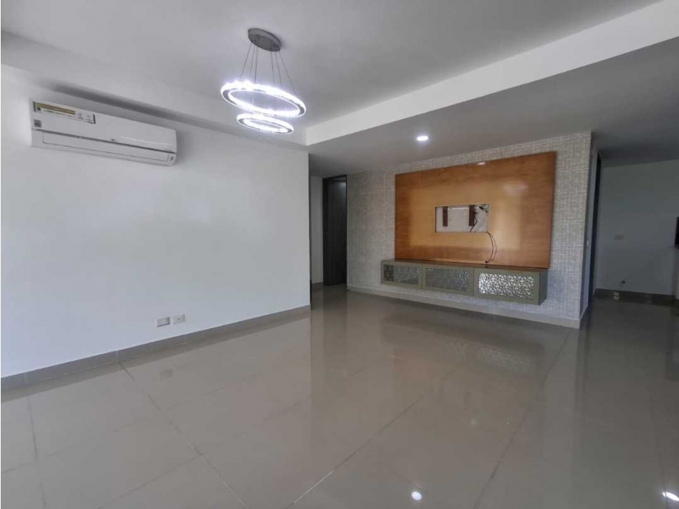 APTO 145 MTS ARRIENDO O VENTA LA CASTELLANA LADO.SOMBRA — foto 2