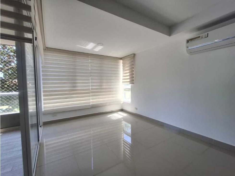 APTO 145 MTS ARRIENDO O VENTA LA CASTELLANA LADO.SOMBRA — foto 4