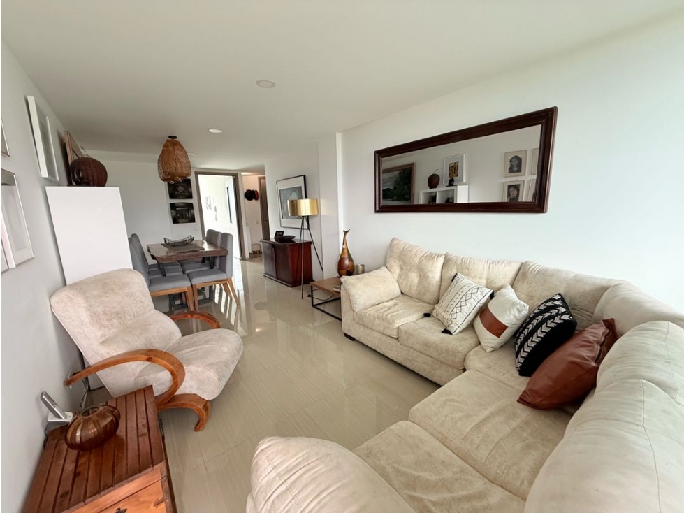 SE VENDE APARTAMENTO EN LA CASTELLANA — foto 3