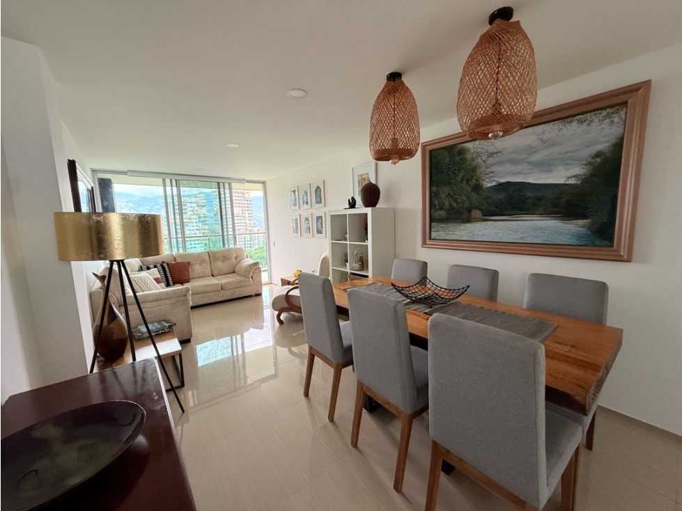 SE VENDE APARTAMENTO EN LA CASTELLANA