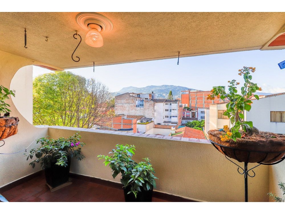 Vendo apartamento Laureles, 3 habitaciones y c.servicio — foto 2