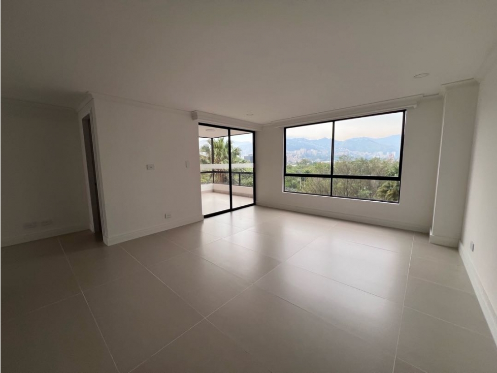 Apto cerca al CC Oviedo totalmente remodelado — foto 2