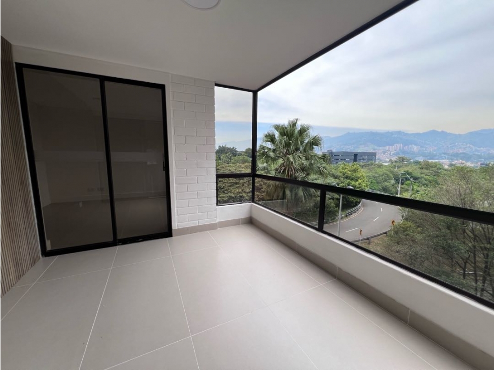Apto cerca al CC Oviedo totalmente remodelado — foto 3