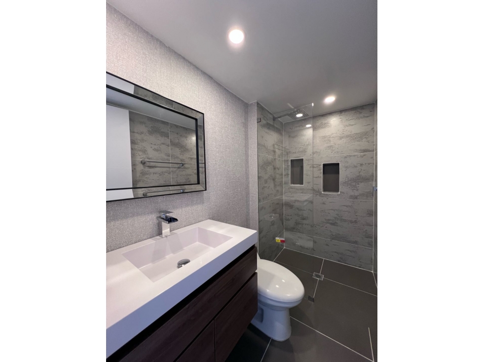 Apto cerca al CC Oviedo totalmente remodelado — foto 6
