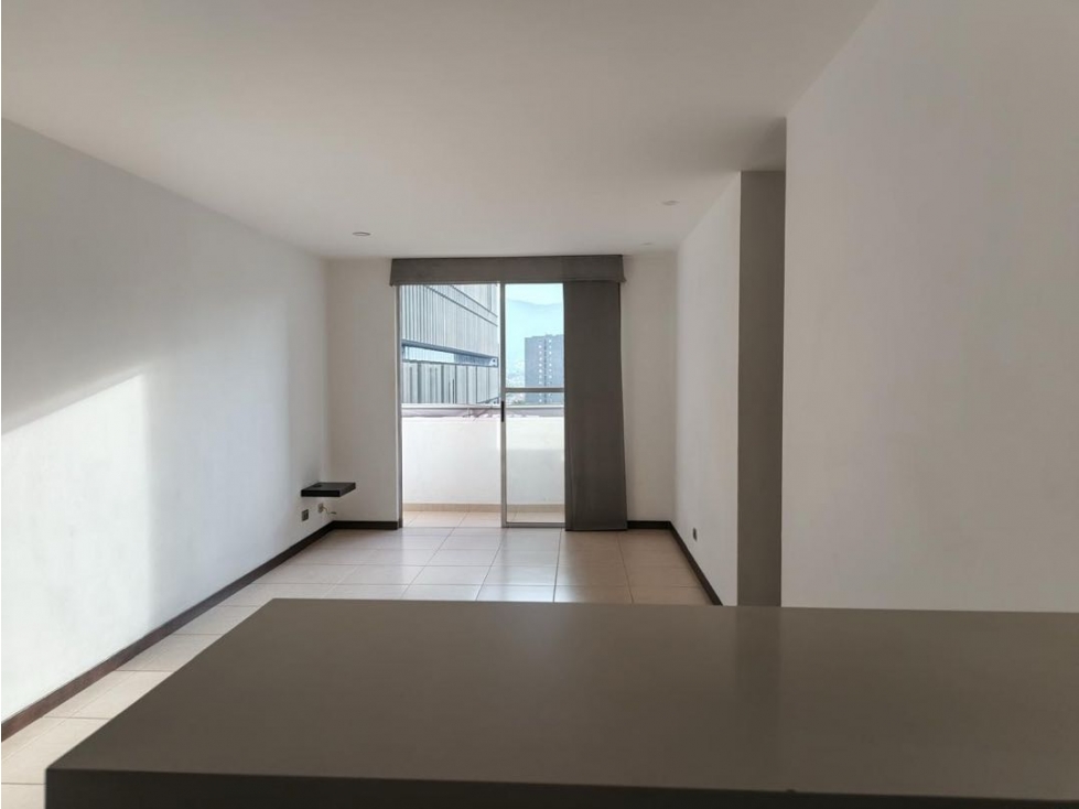 APTO COMERCIAL EN CIUDAD DEL RÍO — foto 2