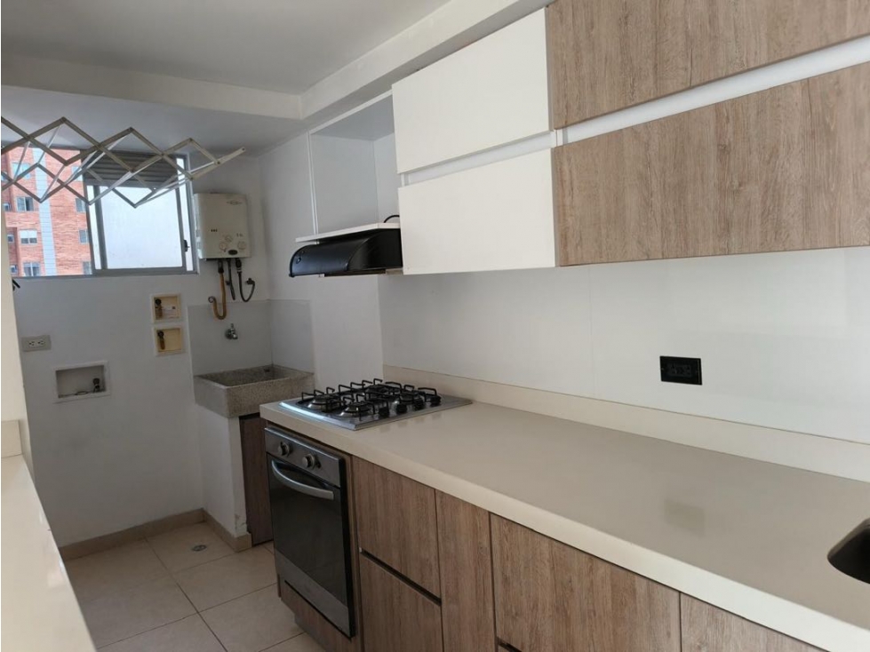 APTO COMERCIAL EN CIUDAD DEL RÍO — foto 6