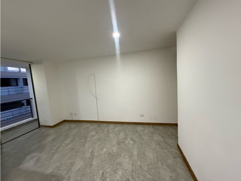 Apto con ascensor y parqueadero privado — foto 4