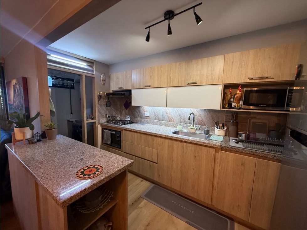 Apto con jardin interior en Urbanización cerrada — foto 3